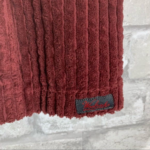 Woolrich Women's Large Corduroy Vest in Deep Ruby Full Zip Kinsdale Vest Pockets - Picture 5 of 8